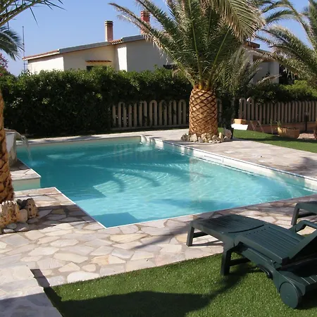 Modern In With Swimming Pool Feriehus Valledoria (Sardinia)