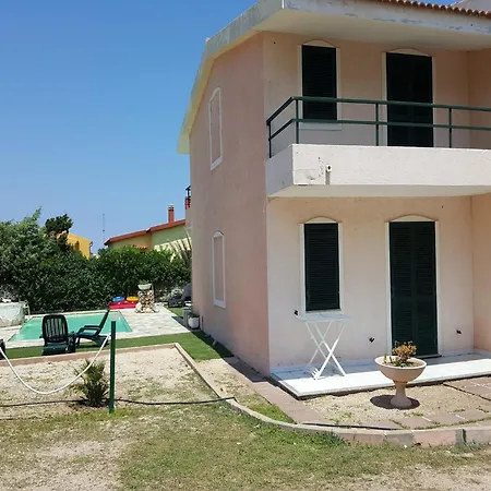 Modern In With Swimming Pool *